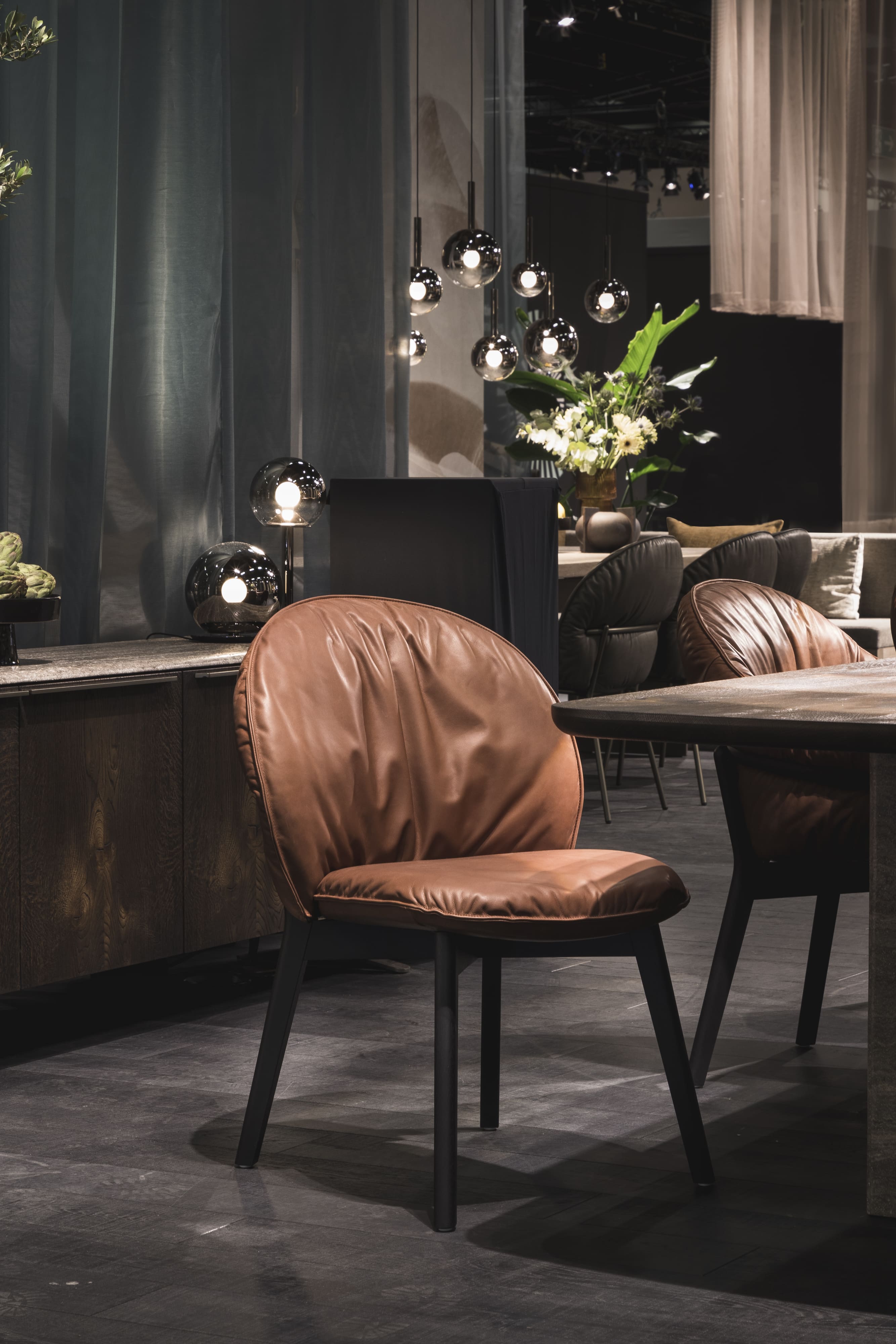 Bild des Lederstuhls Marie von Freifrau